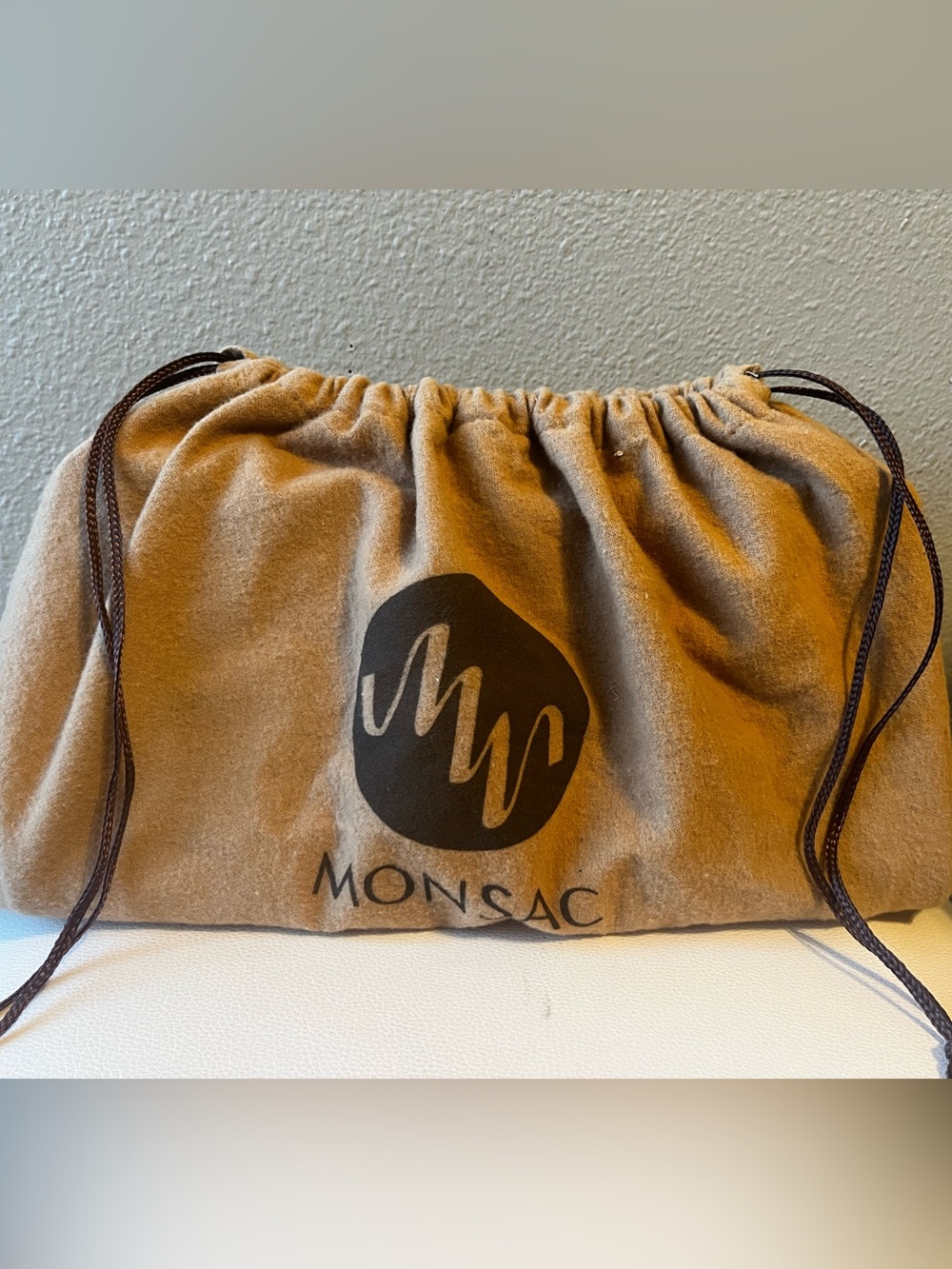 Monsac Tan Leather Shoulder Bag- Classic Tote - Picture 12 of 12